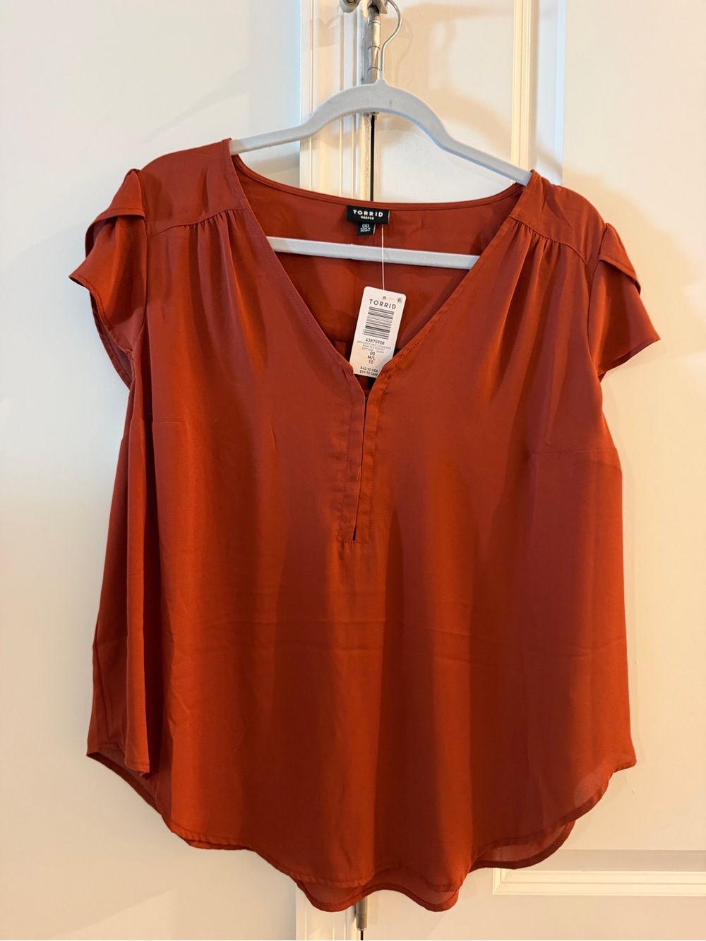 Torrid burnt orange v- Neck Cap Sleeve Women's Top